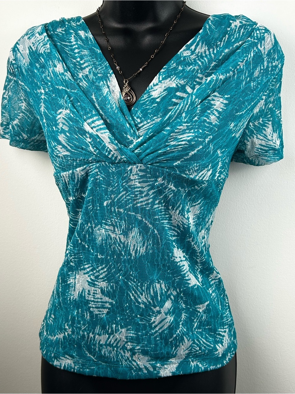 Rafaella Teal & White Printed Short-Sleeve V-Neck Top